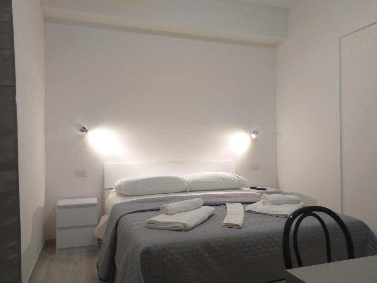 Hotel Bernini Self Check-In - Accesso Autonomo Alguer Exterior foto